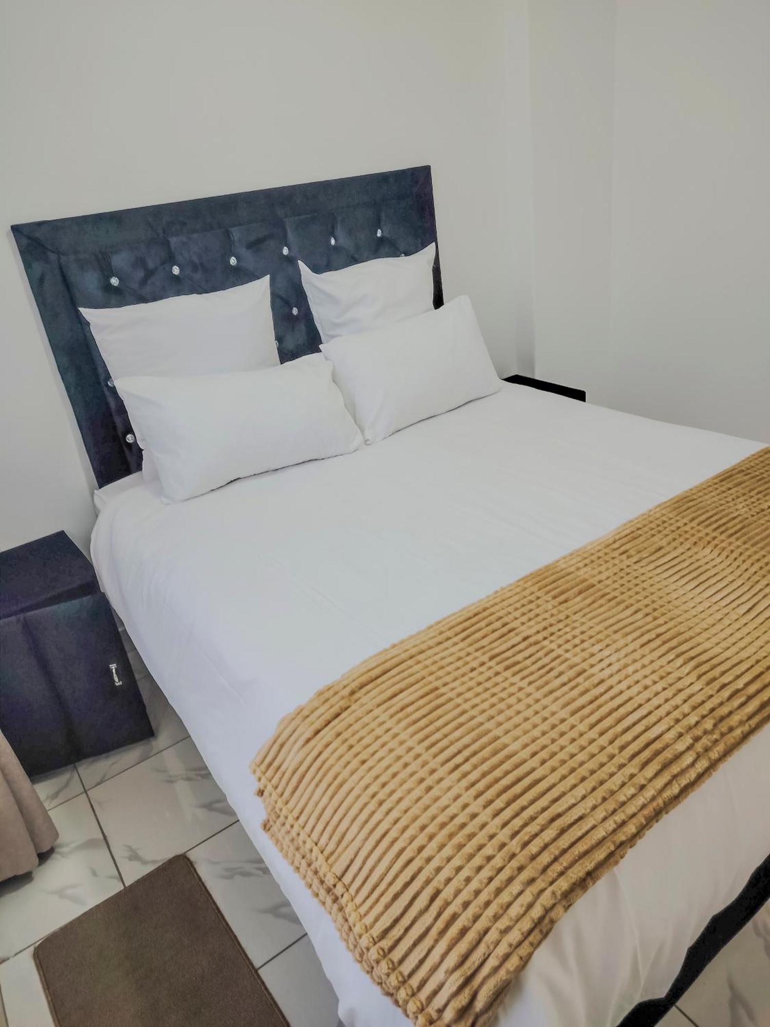 304 Amazibu- Luxury On The Beach Amanzimtoti Ngoại thất bức ảnh