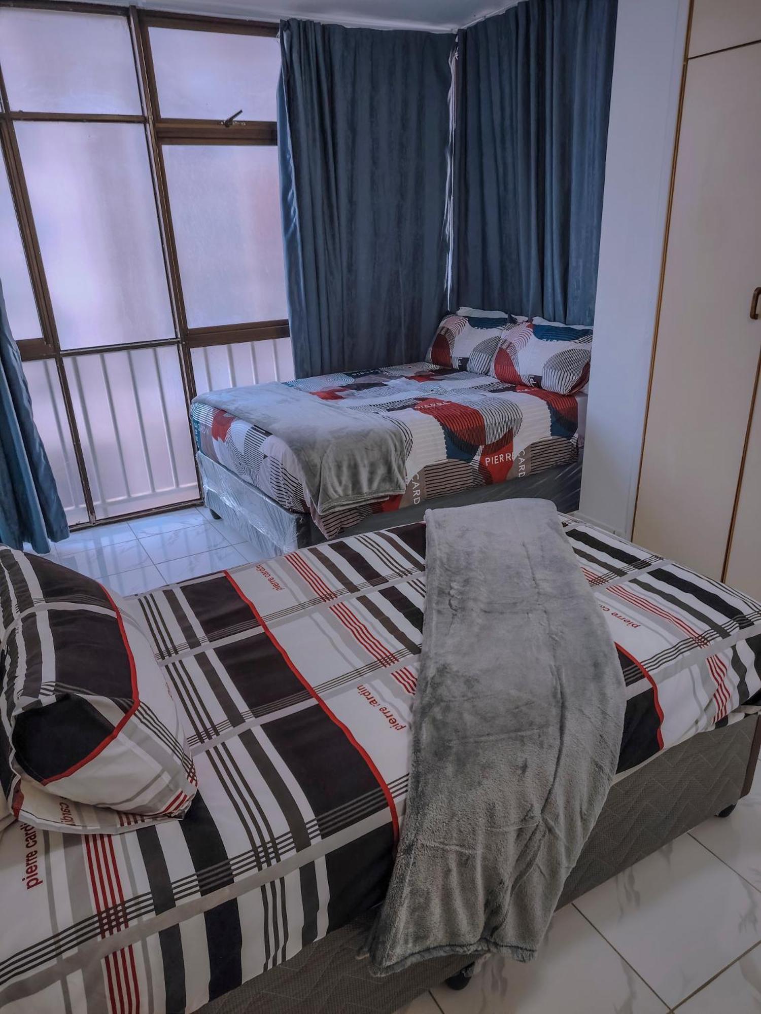 304 Amazibu- Luxury On The Beach Amanzimtoti Ngoại thất bức ảnh