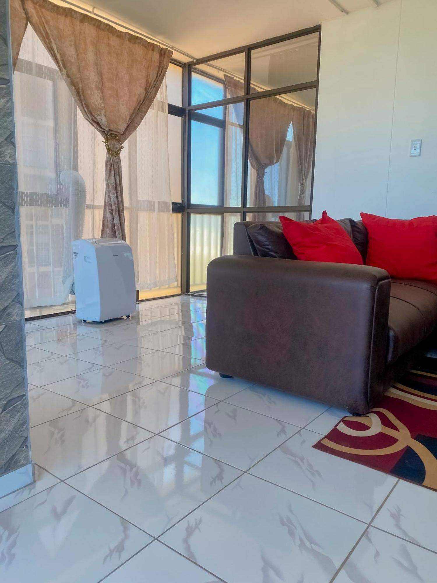 304 Amazibu- Luxury On The Beach Amanzimtoti Ngoại thất bức ảnh